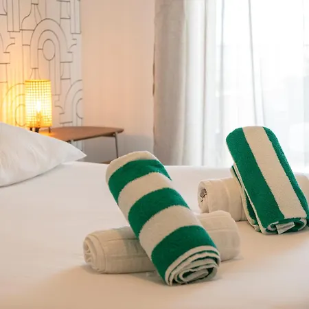 Le 701, Climatise, Toit Terrasse Vue Mer, Parking *