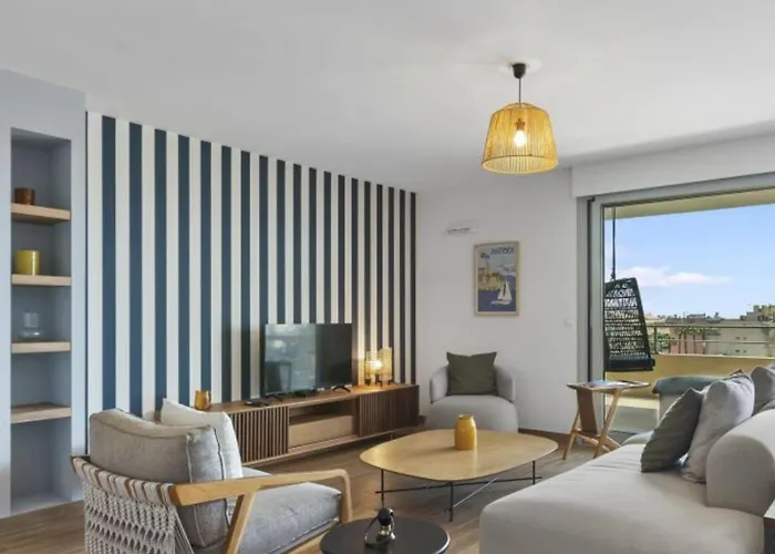 Le 701, Climatise, Toit Terrasse Vue Mer, Parking דירה *